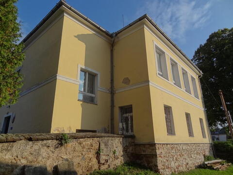 Obecní úřad ve Vranově před revitalizací